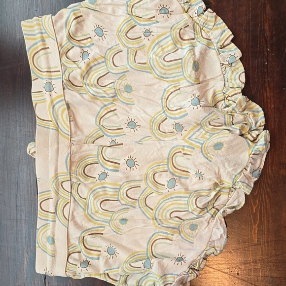 Kate Quinn Cream Rainbow Sleep Shorts - Picture 3 of 3